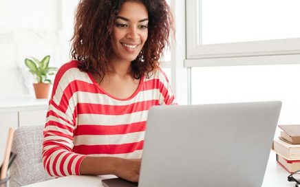 Blog Header Female WFH