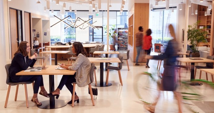 Interior,Of,Modern,Open,Plan,Office,With,People,Working,And